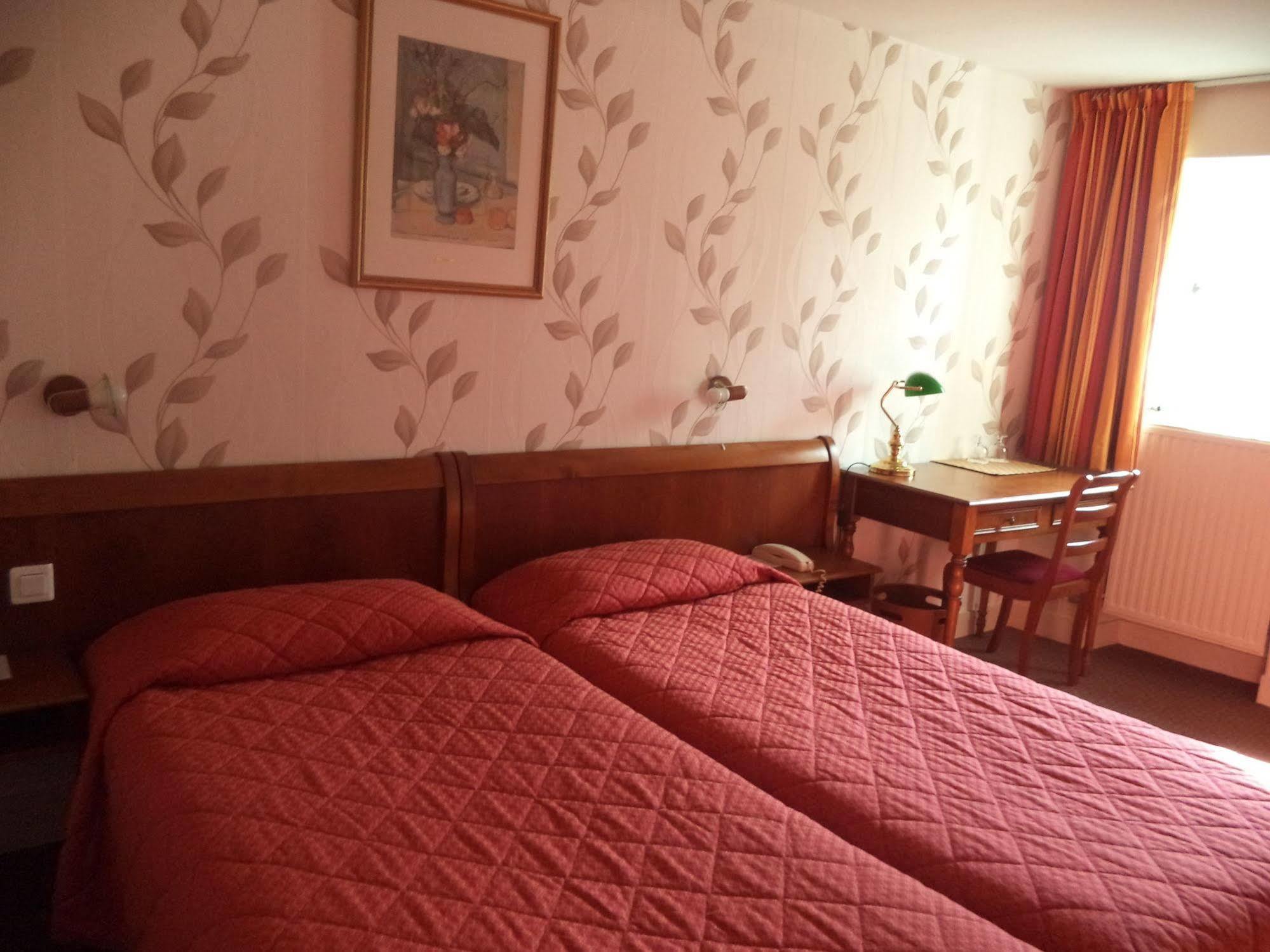 Cit'Hotel Avallon Vauban Exteriör bild