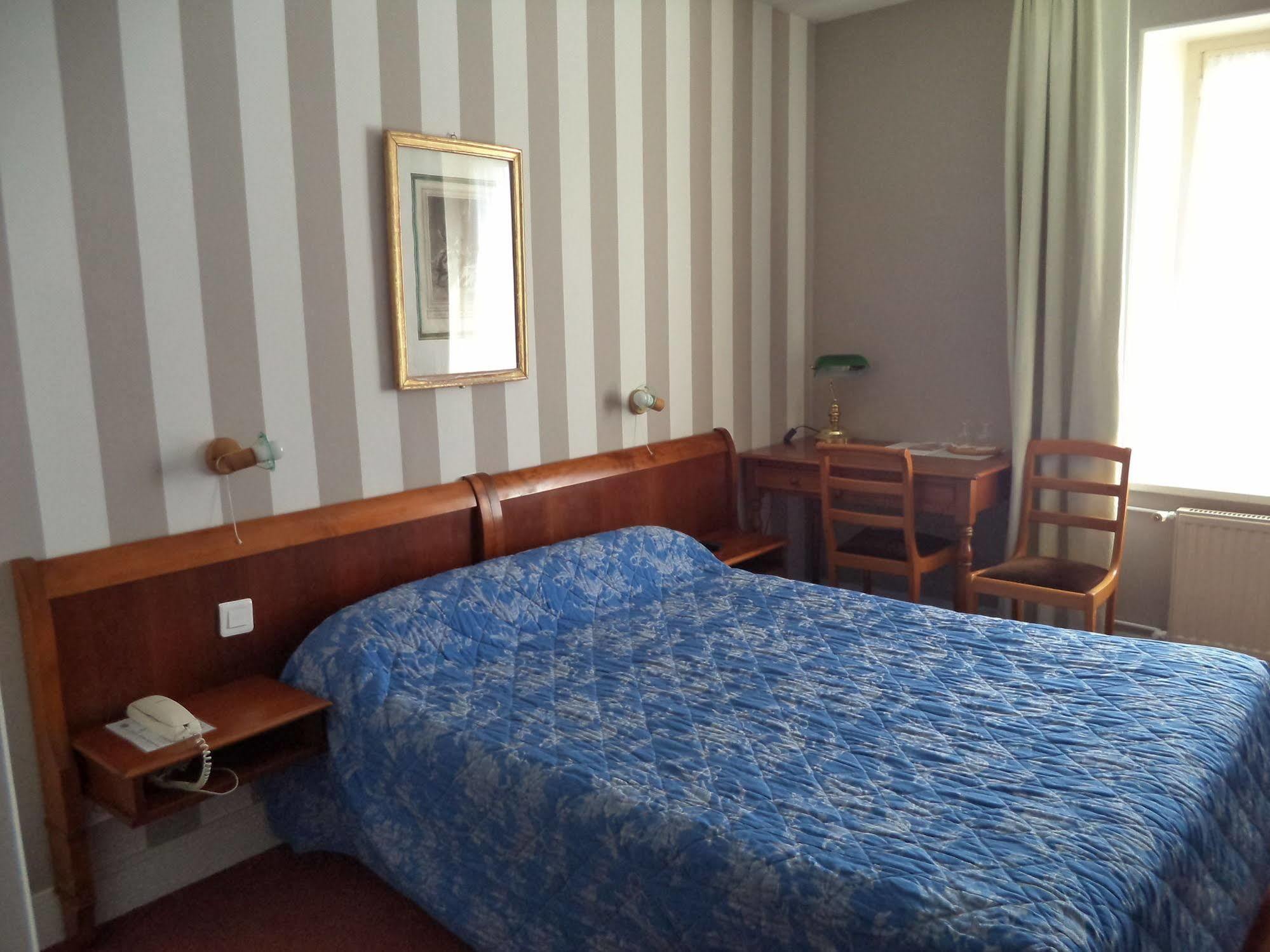 Cit'Hotel Avallon Vauban Exteriör bild